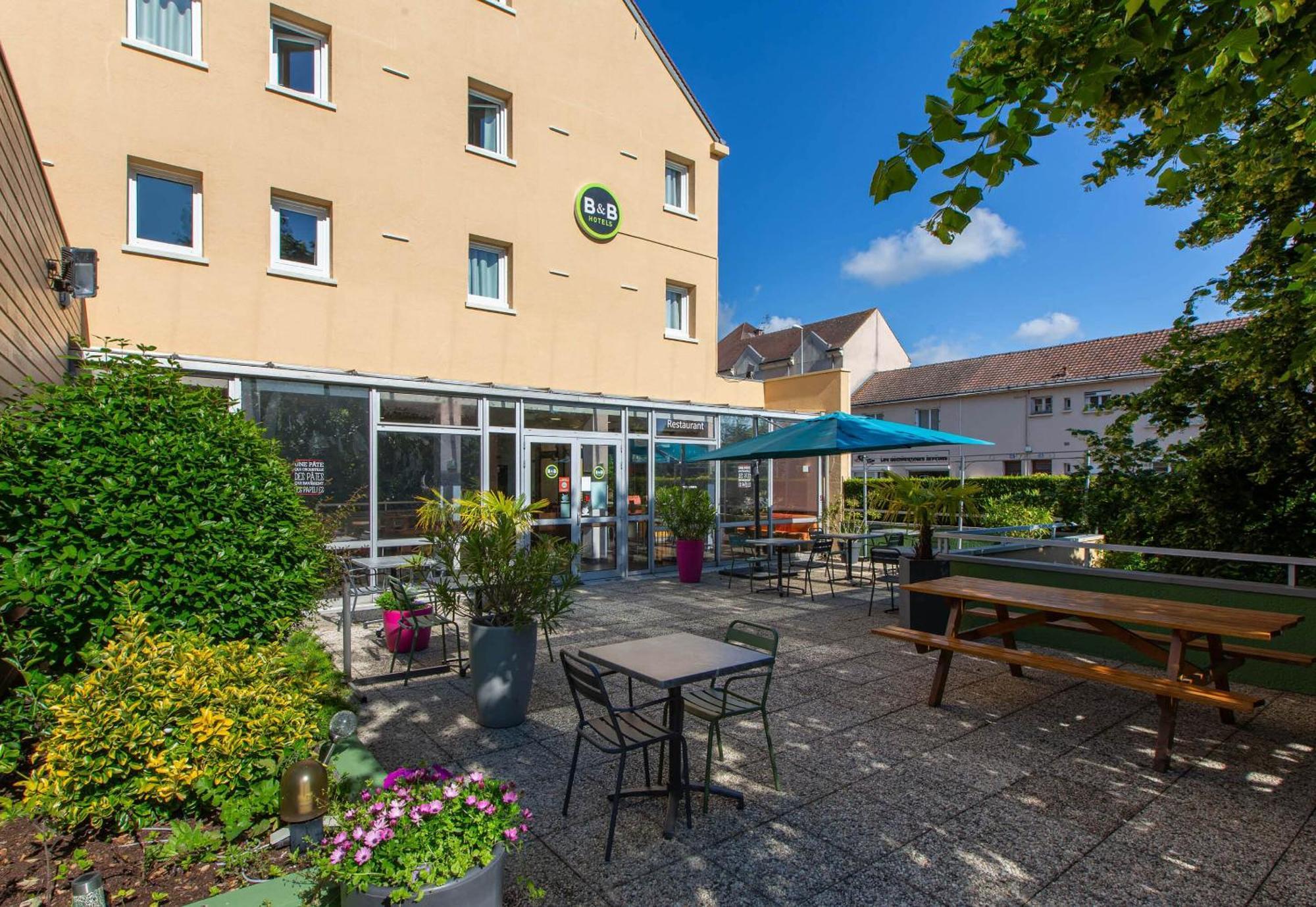 B&B Hotel Chartres Centre Cathedrale 3 Etoiles Exterior foto